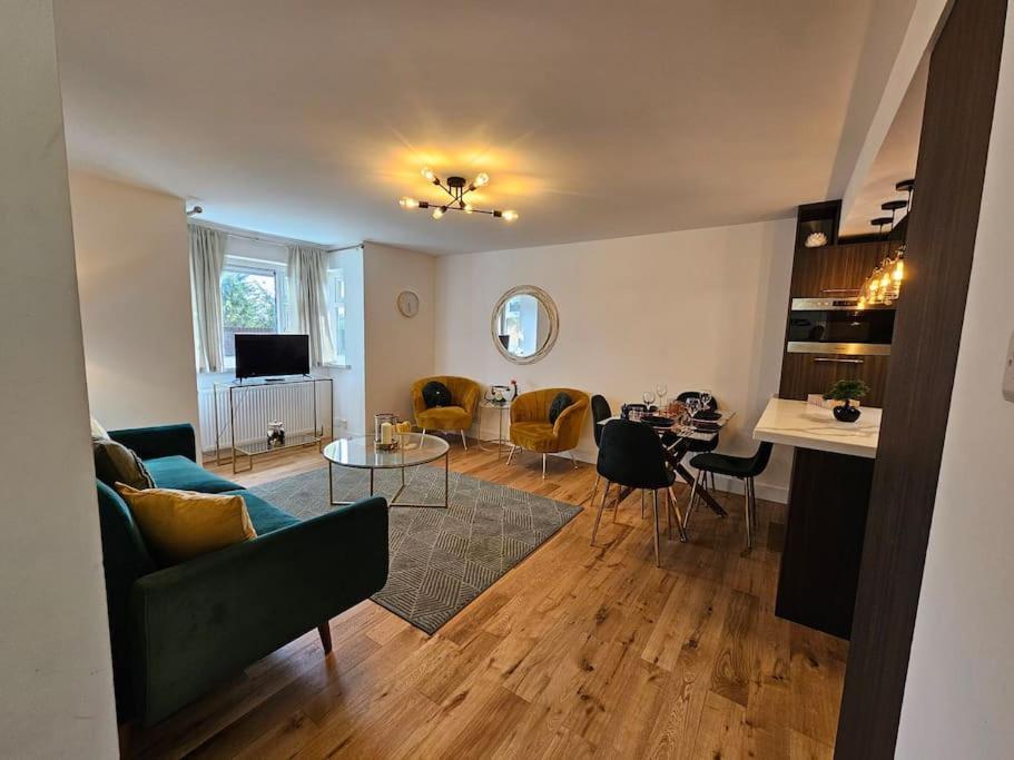 Comfortable Two Bedroom Flat Brighton Eksteriør billede