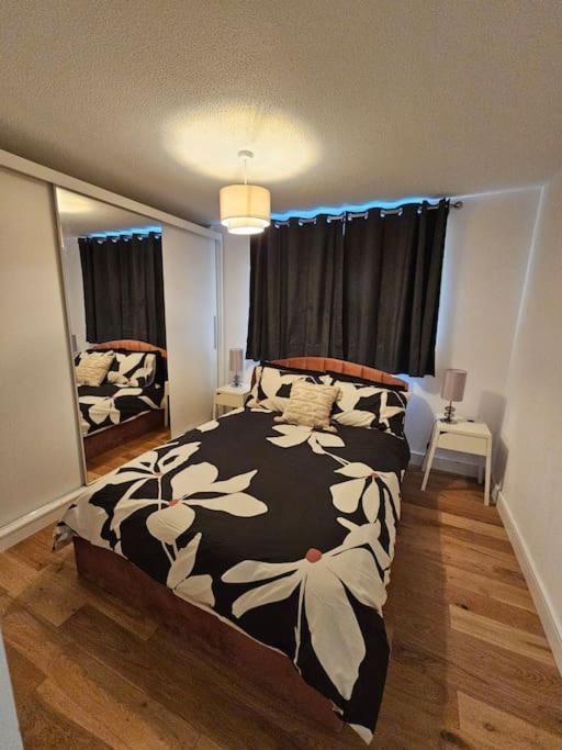 Comfortable Two Bedroom Flat Brighton Eksteriør billede